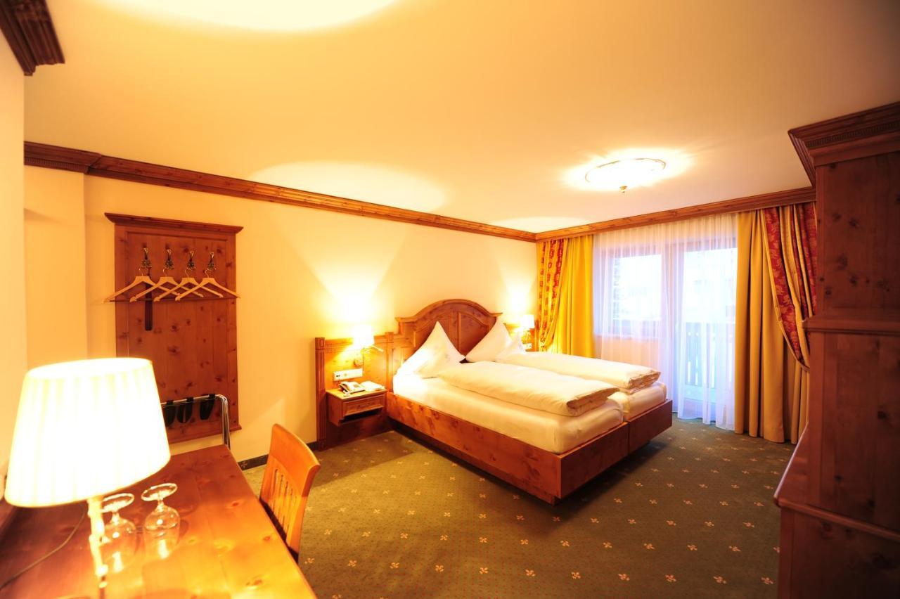 Hotel Max 4*