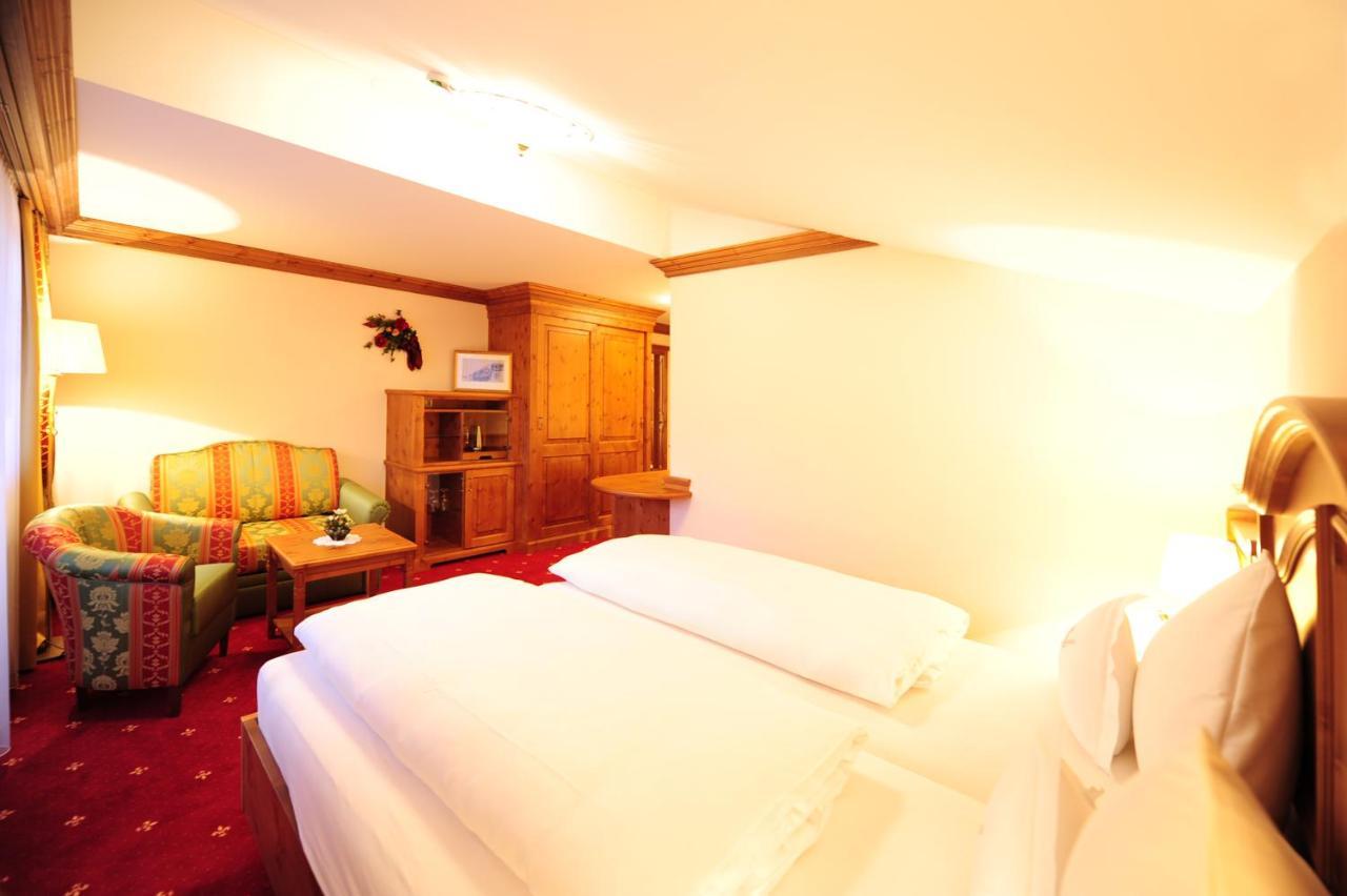 Hotel Max 4*