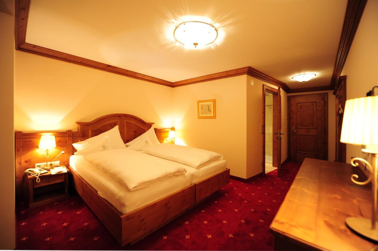 Hotel Max 4*