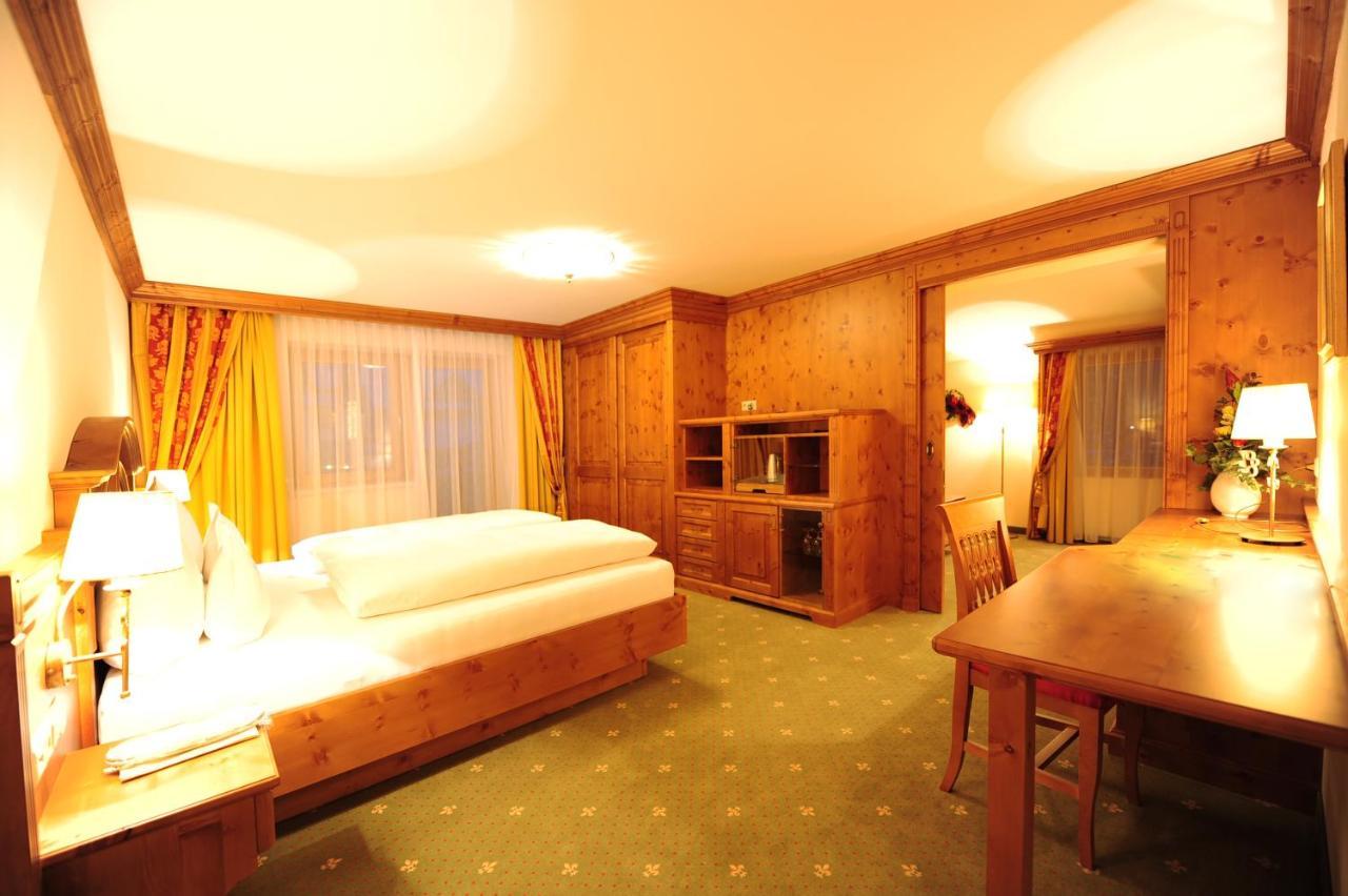 Hotel Max 4*